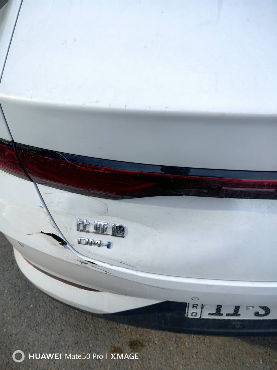 للبيع BYD  ماشيه 8 الاف  بيها ضربه خفيفه بصندوك
السعر 17500  
مغلفه كشنات ارضيات دوسات 
مكاني بشعب 
***********
