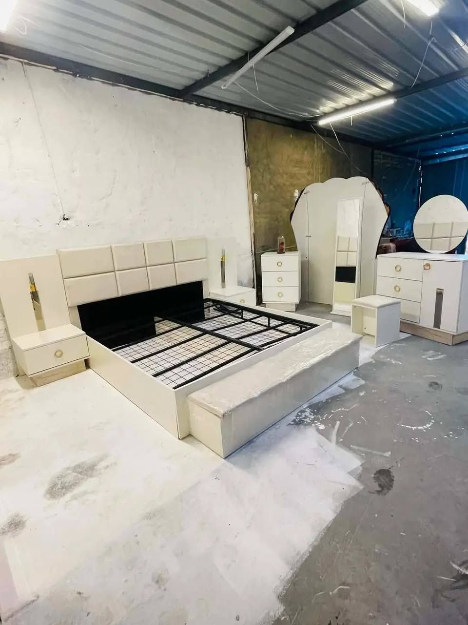 غرفة تركي
التوصيل والشد داخل بغداد مجاناً
يوجد توصيل محافظات بكروة حجز وت   ***********🌼🌼🌼
