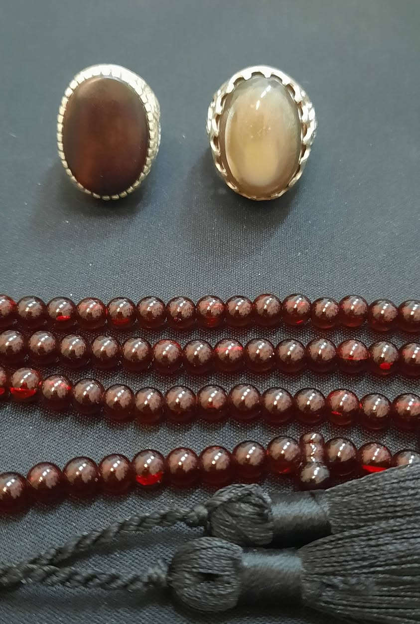 السلام عليكم متاح جزع يماني معطف و عقيق يماني شفة الحجر بالذمة الفضة عراقي قيم واخذ


**إذا كنت صاحب هذا الإعلان وتريد حذفه لأي سبب، رجاءا أرسل رسالة إلى الدعم الفني**