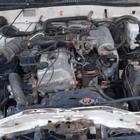 دالسلام عليكم تيوتا هايلوكس 2005ءعودي سعرهه 90$وبلخدمه مكان السياره ال...