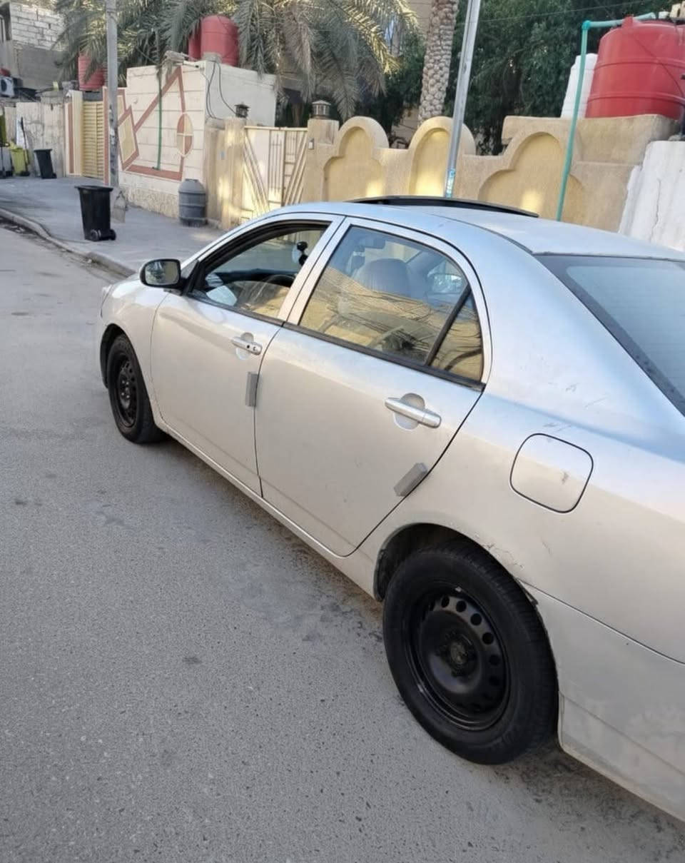 سيارة رصاصي BYD G3 2016 فول مواصفات:
بصمه
فتحة سقف
اشاير بالمري
اربع حساسات خلفية
تبريد ثلج 
كير ومكينة دوش بلادي نظيفات يخبلن خير من الله
تخم تاير 
لايتات زنون 
سنوية للـ 29 
رقم انكليزي الجديد بصرة
سيارة ما ناقصها شي الحمدلله 
عنواني البصرة 
رقمي ‏‪0777 381 4689‬‏
السيارة رايدها بـ 54 وبيها مجال بسيط حك الجية 
مو شراي لا تعبني اتصل على الرقم شريحة او واتساب موجود..
