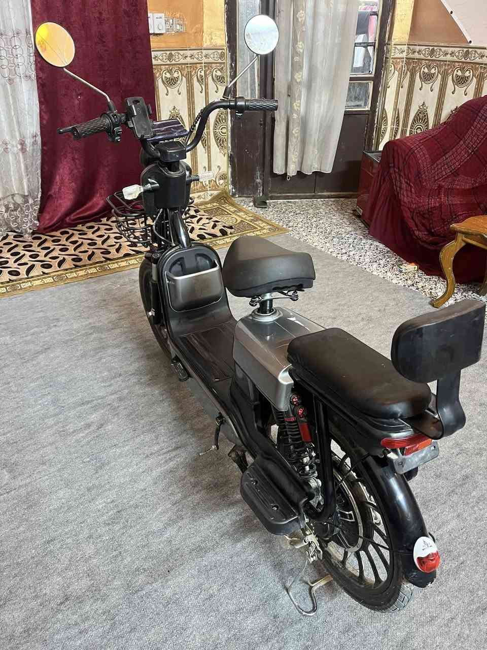 السلام عليكم دراجه شحن للبيع دراجه جديده مستخدمه ثلاث اشهر فقط دراجه مابيهه أي نقص مكفوله من كلشي مكاني بغداد ابو غريب السعر 325 وبيهه مجال


**إذا كنت صاحب هذا الإعلان وتريد حذفه لأي سبب، رجاءا أرسل رسالة إلى الدعم الفني**