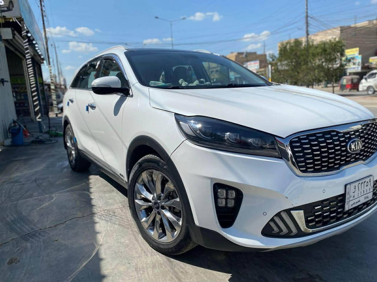 سلام عليكم
كيا سورنتو موديل ١٩ خليجيه ماشيه ٨٥على يدي من هيه زيرو سياره فول موصفات عدى لخمس كامرات فول لفول رقم بغداد بسمي عنوان بغداد الحسينيه *********** سعر ٢٥٠ وبيه مجال بغداد, العراق
