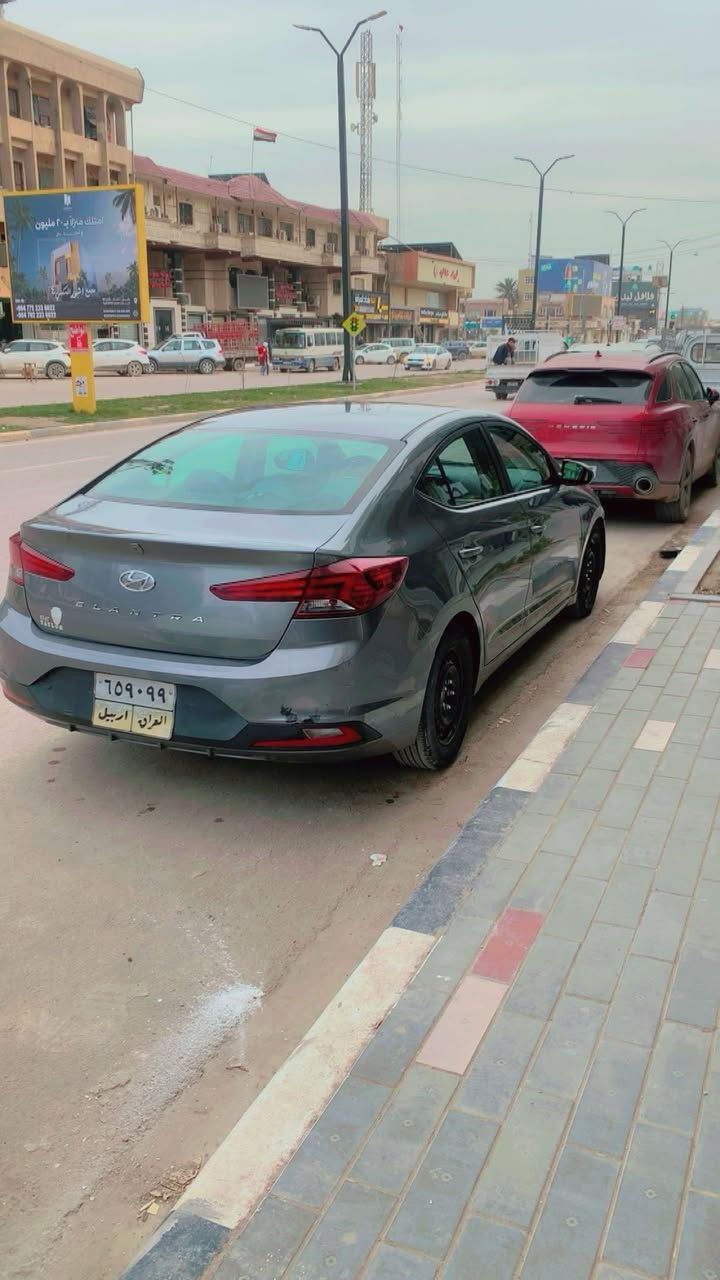 للبيع الانترا موديل 2019 الشكل الجديد السياره كفاله بدون ارباك فقط دعاميه ونص البنيد صبغ نفسه السياره جاهزه تخم تاير مكينه منظومه تبريد كله جديد سنويه ما صاقطه تريد وكال او تحويل مباشرتااا مكينه دوش المرغوب حجم المكينه 2000 مكان السياره ب الحله السعر 130 الاتصال ***********
