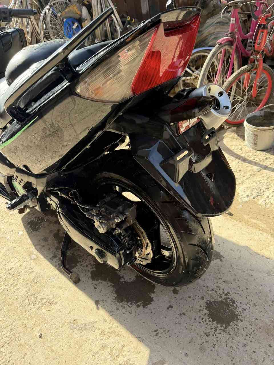 تي ماكس 2011
مكفوله 
السعر 26وبيه مجال 
***********
