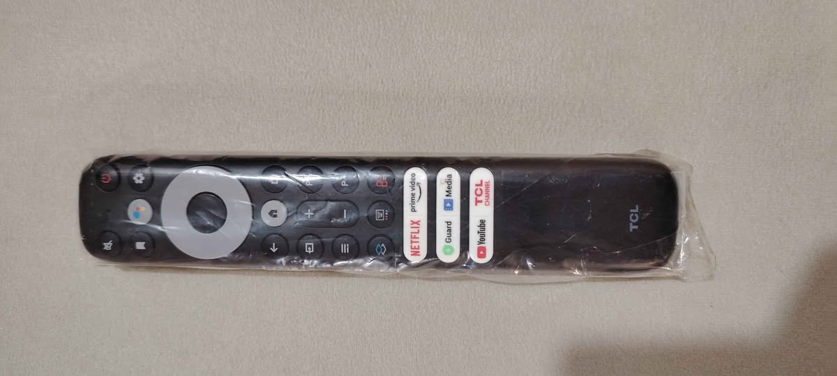 تلفزيون نظيف جدا اخو الجديد غير مصلح بلادي TCL حجم 50 بوصة مع ريموت عدد 2 وكتالوجات تشغيل السعر 300000 وبيه مجال Singapore


**إذا كنت صاحب هذا الإعلان وتريد حذفه لأي سبب، رجاءا أرسل رسالة إلى الدعم الفني**