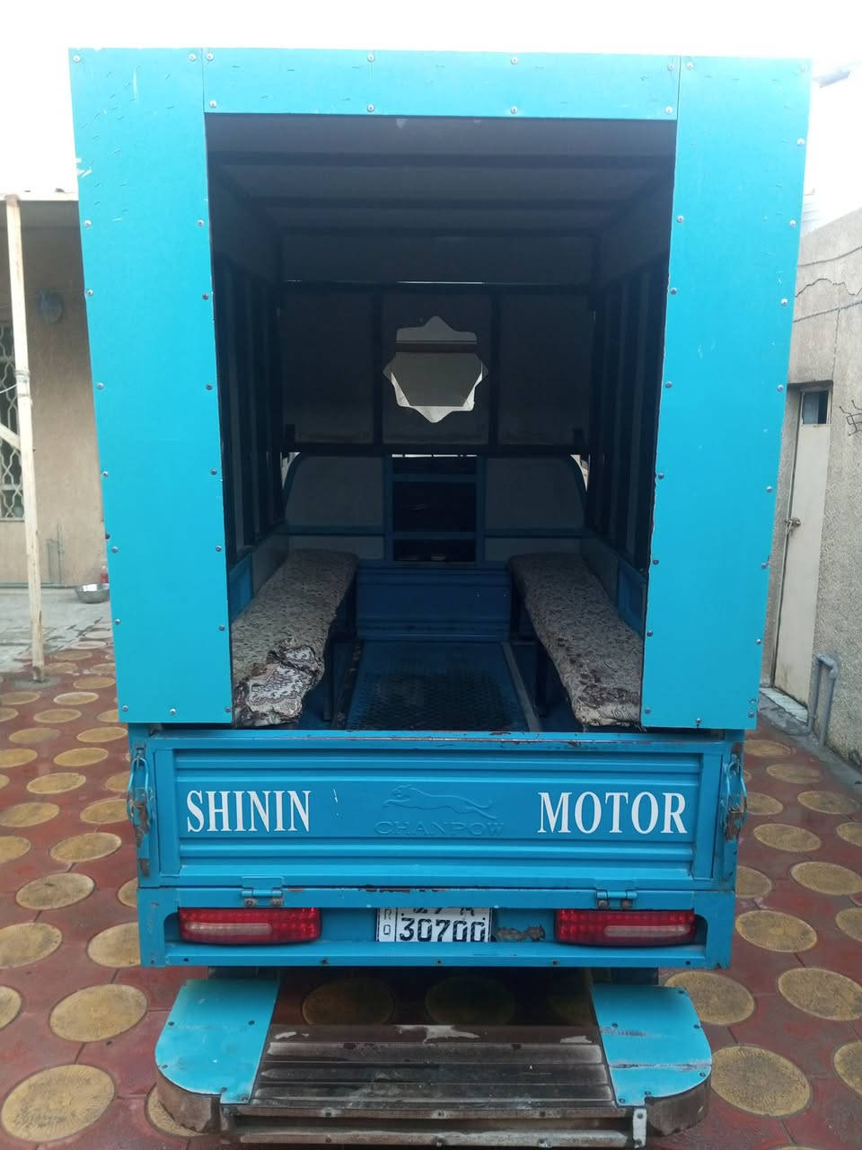 متاح ستوته موديل 19رقم وسنويه انكليزي بسمي ستوته نضيفه كلش مامتعوبه العنوان كربلاء  قرب مستشفى العباس الاهلي للاستفسار الاتصال على الرقم ***********
