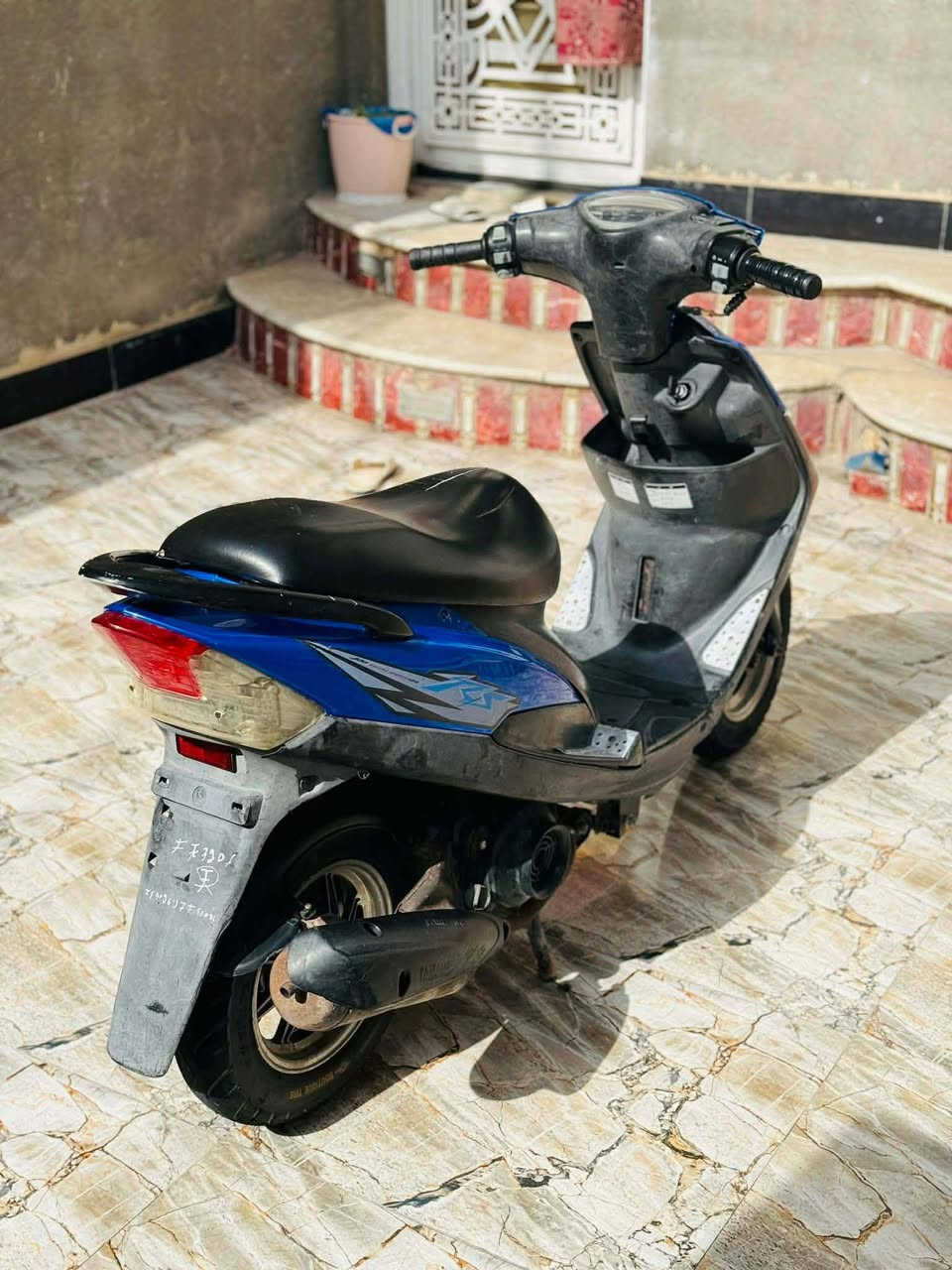 دراجه ماكس عدله للبيع مفتوحه شغاله سلف  هندر السعر ٤٠٠ وبيه مجال قليل مستعجل عل بيع ***********
