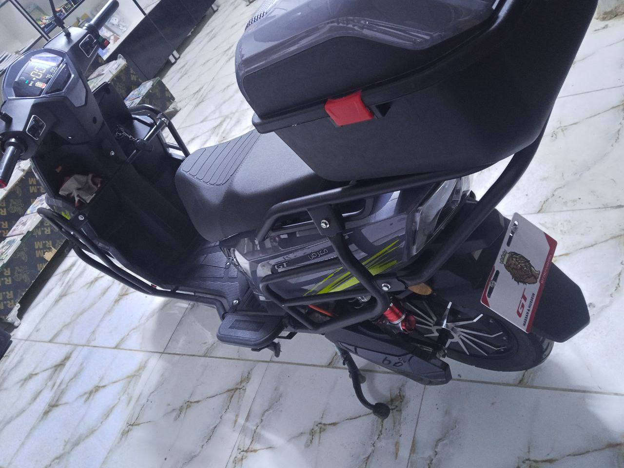 دراجة شحن GT مدرعه كامل
سرعتها 120 مقفوله 70 ملف الفين
دراجة شخط واحد مابيها 
سعرها مليون وميه وخمسين 
للستفسار ***********
