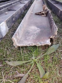 يوجد شيلمان H مال جسور طول 3 امتار ونص مع بواري غاز طول من 7 امتار لحد...