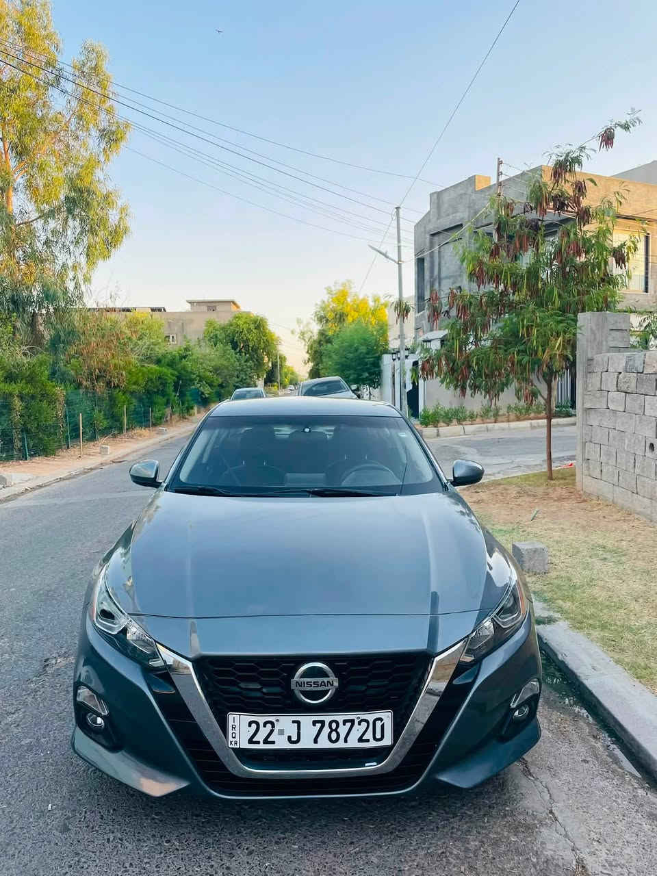 Nissan Altima 2020 
نموونە لە جوانی
پیش و پشت کەپس
 یەک پارچە سبوغە بەبێ ناوی
105 هەزار رۆیشتووە
یەک دینار مەسروفی تیدا نیە
رەقەم و سەنەوی نۆییە
گیر و مەکینە بەشەرت
تحویل غرامە بەشەرت
نرخ $128 مەجال
هەولیر
***********
