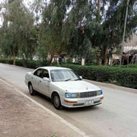 كراون • ١٩٩٥ • محرك ٢٥٠٠