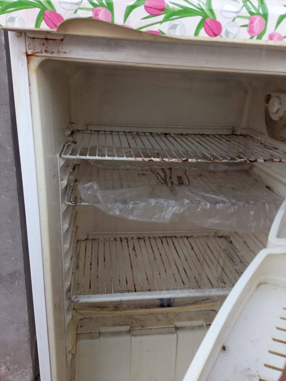 ثلاجه نضيفه لوك مابيها غاز وماعندي اخليها فقط غاز حجمها كلش جبير50


**إذا كنت صاحب هذا الإعلان وتريد حذفه لأي سبب، رجاءا أرسل رسالة إلى الدعم الفني**