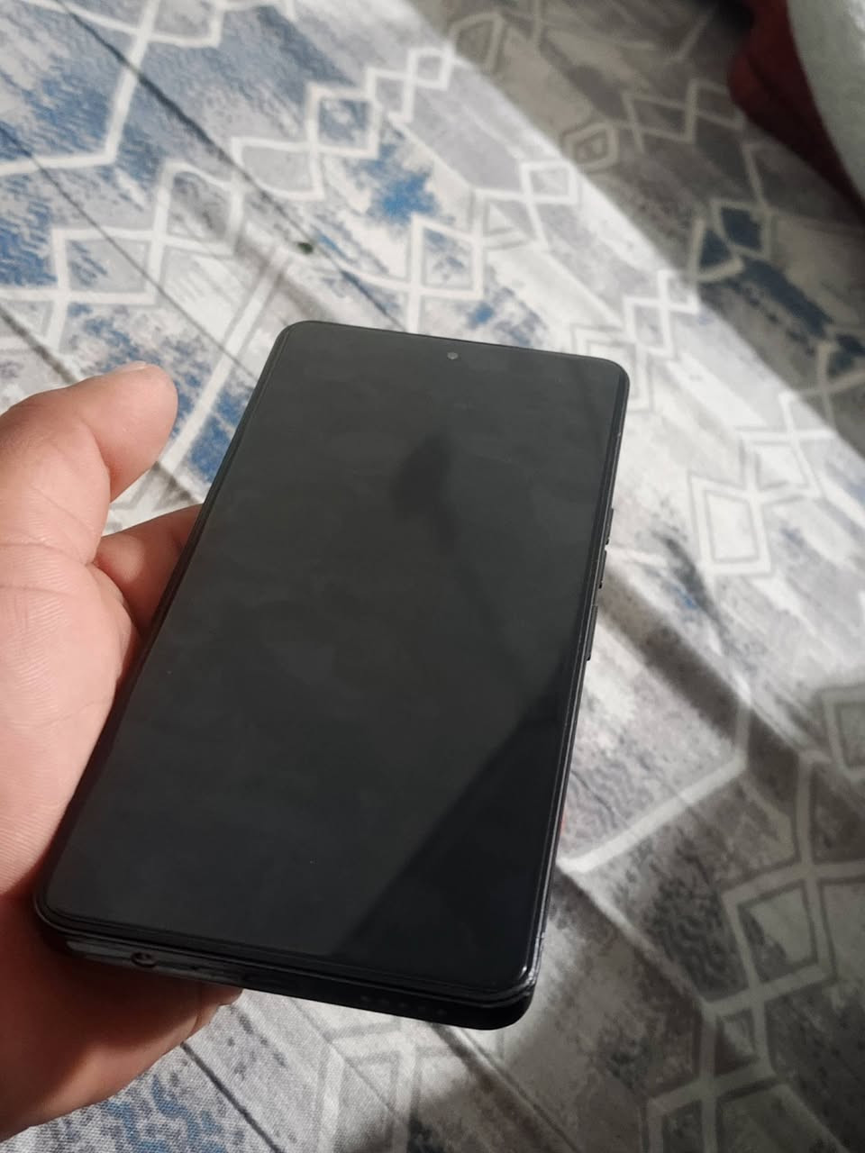 السلام عليكم تكنو كامون 20 برو 5g
ذاكره 256 رام 16 ببجي 90 فريم جهاز كلش قوي ونضيف 
...السعر 175 الف....  بصمه ب شاشه شغال بدون اي عيب


**إذا كنت صاحب هذا الإعلان وتريد حذفه لأي سبب، رجاءا أرسل رسالة إلى الدعم الفني**