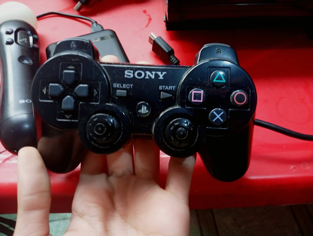 بلي 3
للبيع جهاز مثل متشوف بصور 
نضيف وكامل ملحقات بي هارد بي 43 لعبة 
ومهكر وكامل 
مكاني بغداد / تاجي سبع البور 
رقم:*********** لاستفسار 
السعر المطلوب ب110 .
