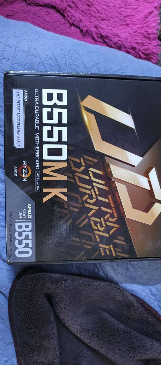 السلام عليكم شباب حاسبه مستعجل على بيعتها عندي ضرف التجميعه مستعمله ٧٠مره مشتغله تجي وتفحص أي خلل ماكو 
مواصفات كارت شاشه /4070RTX
معالج رايزن /7.7500X
رامات 16.16 المجموع 32 
مبرد مائ من شركه راد اكرون
كيس من SAMA 
سعر خاص مكاني بغداد خلي بالك تجميعه مستخدمه أخو الجديد


**إذا كنت صاحب هذا الإعلان وتريد حذفه لأي سبب، رجاءا أرسل رسالة إلى الدعم الفني**