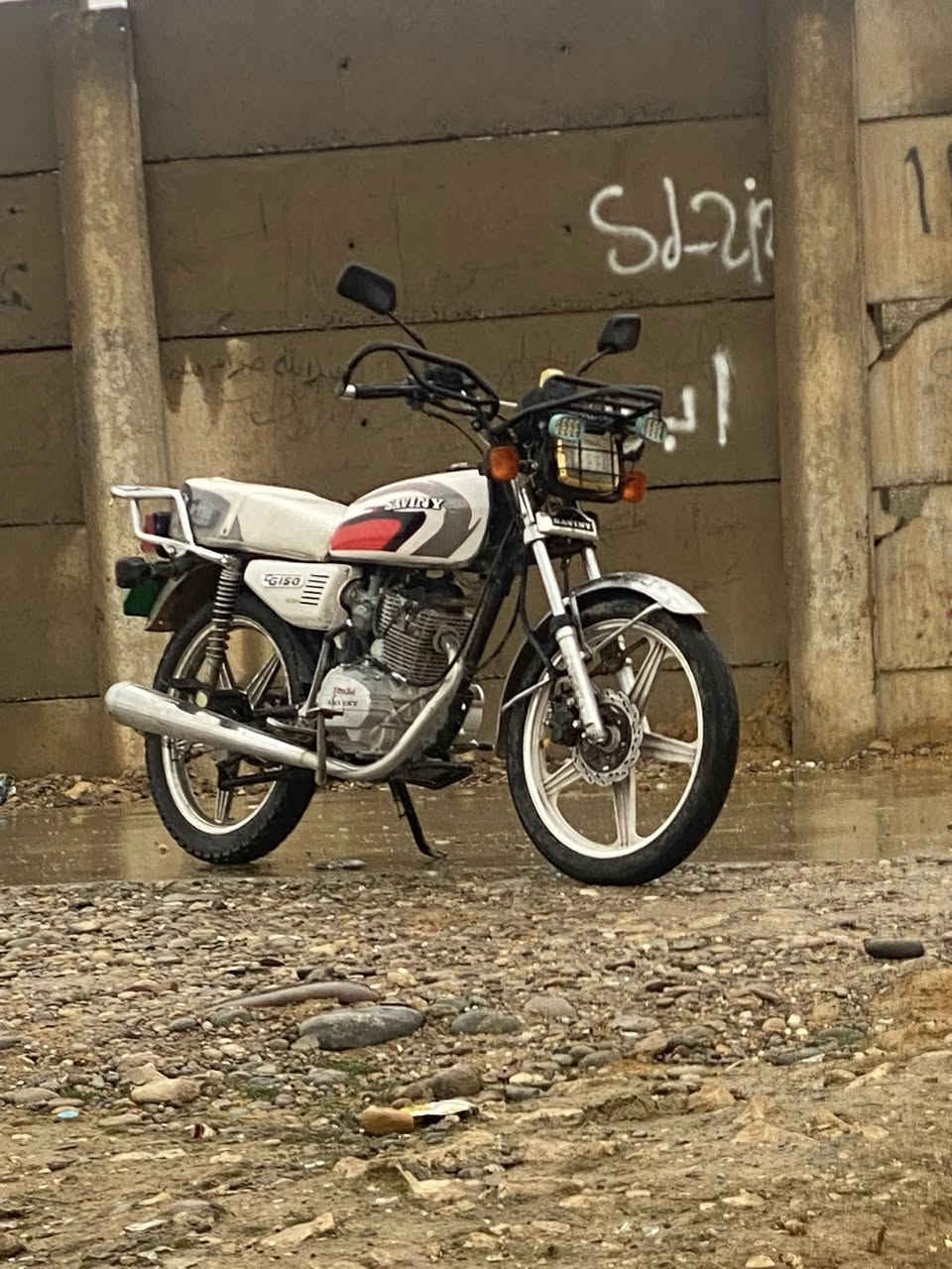 السلام عليكم موطور سيفان 22محرك نضيف مامفتوح المكان جنوب الموصل قريه السفينه السعر 500وبي مجال


**إذا كنت صاحب هذا الإعلان وتريد حذفه لأي سبب، رجاءا أرسل رسالة إلى الدعم الفني**