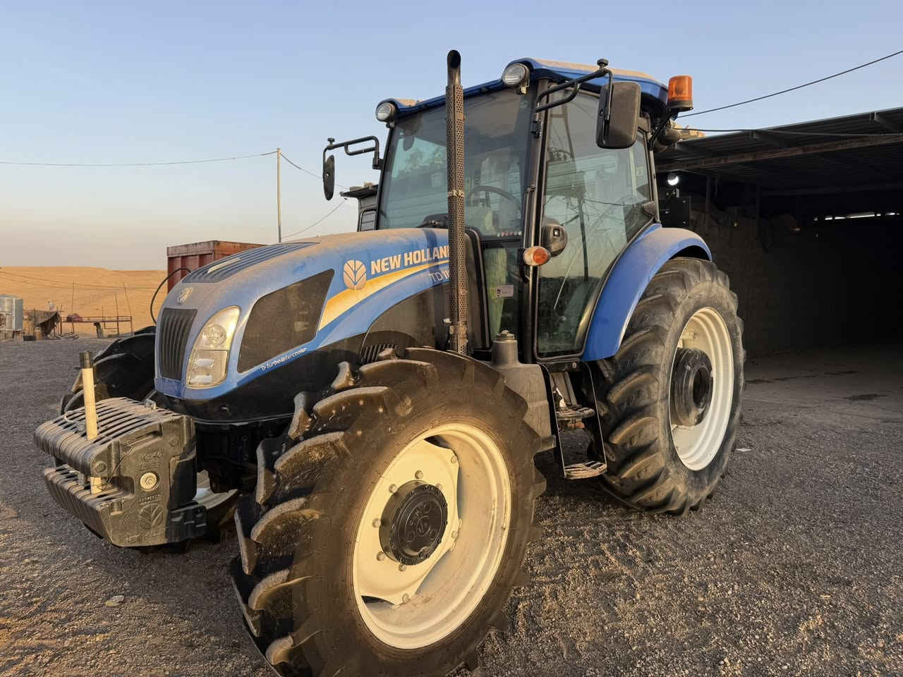 بۆ فرۆشتن
مکینەی نیوهۆلند حجم 110ی (بلوماستەر) مودیل 2018یە 1700سعات ئیشی کردوە هەموە قلبی لەسەر دەقی شەریکە ماوەتۆ برغی لێ بانەدراوە تایەی دواوە شەریکەیە و پیشەوەش بیلادەکەی دڕاوە و گۆردراوە لۆکە 
بۆ زانیاری زیاتر پەیوەندی بکە
شوین :کرکوك
نرخ .265گلا و معاملە 
***********
***********
