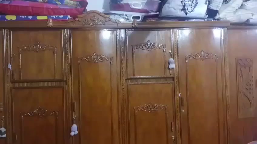 خرفة اخشاب نضيفة كلش اي ضرر مابيهة موضح كداكم  سعر مليون وميتين مكان سنية


**إذا كنت صاحب هذا الإعلان وتريد حذفه لأي سبب، رجاءا أرسل رسالة إلى الدعم الفني**