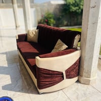 كنب • ١٠مقاعد • نضيف