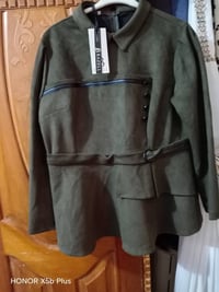 جديد • مقاس ٤٨/٤٦ • وزن ٧٠-٨٠