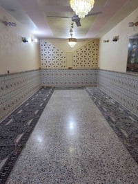 بيت للبيع عل مشروع مطعم جواد مساحه 420 بناء استقبال الطول 10العرض4 غرف...