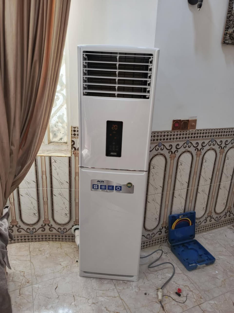 تم تنصيب سبلت عدد 3  نوع (اوكس ) 2طن كنتوري (تي سي ال) انفرتر (واوكس انفرتر ) الى العم ابو مرتضى في حي العطاء وتم تجهيزه من قبل معرض فراس البصراوي
مستعدين لتنصيب وصيانة كافة انواع السبالت مع ضمان جودة العمل
للاتصال ع الارقام
***********
***********
