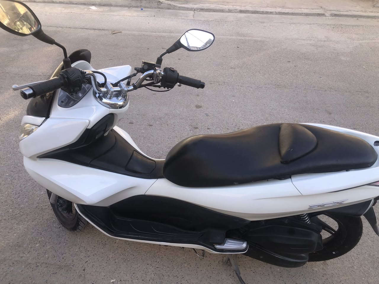 سلام عليكم 

بسي اكس جيل الاول دراجه حلوه ونضيفه مكينه ١٢٥ 
 

حساس زدحام 

حساس ستان

دراجه ناشفه 
 
مكاني حي اور 

رقم/***********
