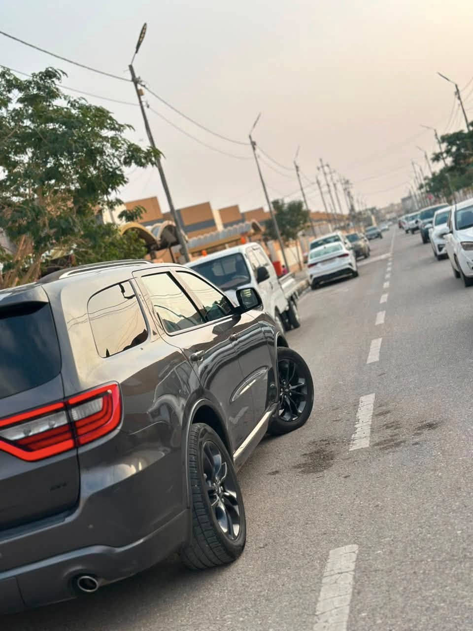 السلام عليكم
للبيع دورنكو 2020 GT PLUS 
وارد امريكي لون فيراني' فول المواصفات
 ماشية:68  الف 

المواصفات:
- محرك ٦ سلندر 3600.
- دبل اكسل AWD.
- ٧ راكب.
- دواخل جلد اصلي لون اسود مع تدفئة مقاعد امامي و خلفي مع تدفئة مقود.
تبريد ثلاث قطع
- فتحة سلايد في السقف، كاميرا خلفية مع حساس خلفي و رادار توقف ذاتي.
- كشنات امامي كهرباء مع ذاكرة كشن سائق.
- شاشة كامرة 
- تشغيل عن بعد.
- ويل قياس ٢٠ كروم
و باقي مواصفات GT PLUS المعروفة
حادث جاملغ سائق وباب السائق 
رقم بغداد دولي بأسمي 
هزة جديدة
السعر : 233$
مكان السيارة بغداد الأعلام

حادث امريكا مع سونار داخل العراق موجودةالصور داخل المنشور  
للاستفسار ***********
