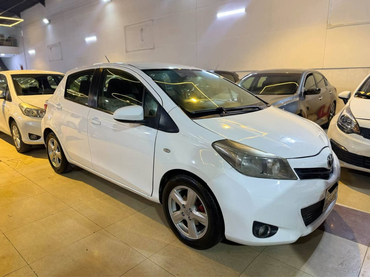 تویوتا یارس ٢٠١٢ 

گێر و مەكینە تەبرید بەشەرت 

مەكینە گەورە ١٥  نەكرایتەوە جام عاديه 

بۆنیت و چاملغ سبوغە بێ ژورێ سۆنەرم داناوە

سیاركە خاوێن و بێ مەسرەفە  سپی بونەوەی نیە 

سعری فرۆشتن ٩٣ كەمێك مەجال 0.7.5.0.4.6.9.4.9.4.1. أربيل, العراق


**إذا كنت صاحب هذا الإعلان وتريد حذفه لأي سبب، رجاءا أرسل رسالة إلى الدعم الفني**