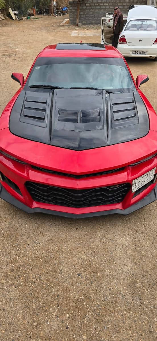 السلام عليكم كمارو ١٣ فول موصفات محدثة ١٨ محرك كير مكفول تخم تاير جديد صبغ بيه قطع ابيع حزام بدون دواخل السعر ٩٥ وبيه مجال *********** اتصال واتس مكان بغداد
