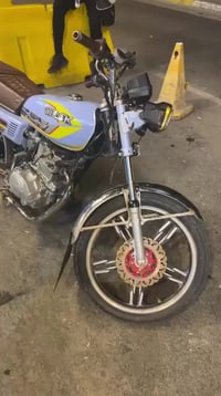 دراجه ايراني مكينه200 دراجه نضيفه خير من الله مكينه ما مفتوحه سعره 600...