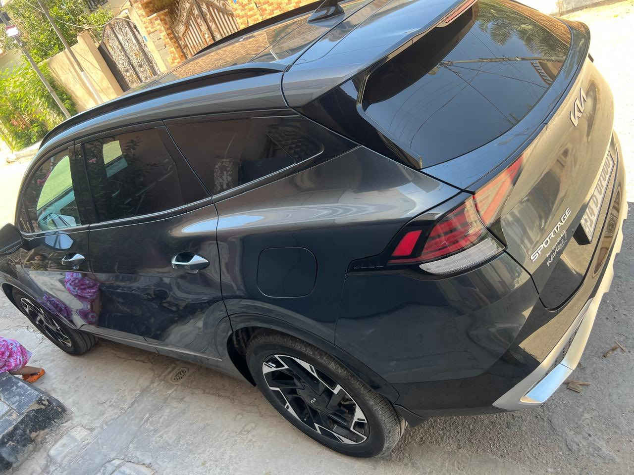 السلام عليكم
Kia Sportage Sx-Prestige 2023 2.5L
حجم المكينه : 2500
رقم بصرة حرة تحويل مباشر      
 ماشيه : 20 الف ميل       
الايرباك : دركه فقط
الضرر : تبديل جاملق ودعامية نفس اللون بدون صبغ
 المواصفات.                        شاشه كبيره
 بصمة                                        بنوراما 
 تشغيل عن بعد                   كامرات 360
رادارات جانبي                           رادار امامي
كشنات جلد لون احمر 
تبريد وتدفئة بالكشنات 
اشاير بالمري
كيجات دجيتل
قطعتين تبريد 
نظام سبورت ايكو عادي
ايقاف ذاتي اوتو ستوب
حساسات خلفي امامي
اوتو هولد 
نظام منحدرات 
كشنات كهرباء
شحن وايرليس 
كشن السايق ميمري 
🟩 السعر /225 وبيها مجال بسيط
***********
