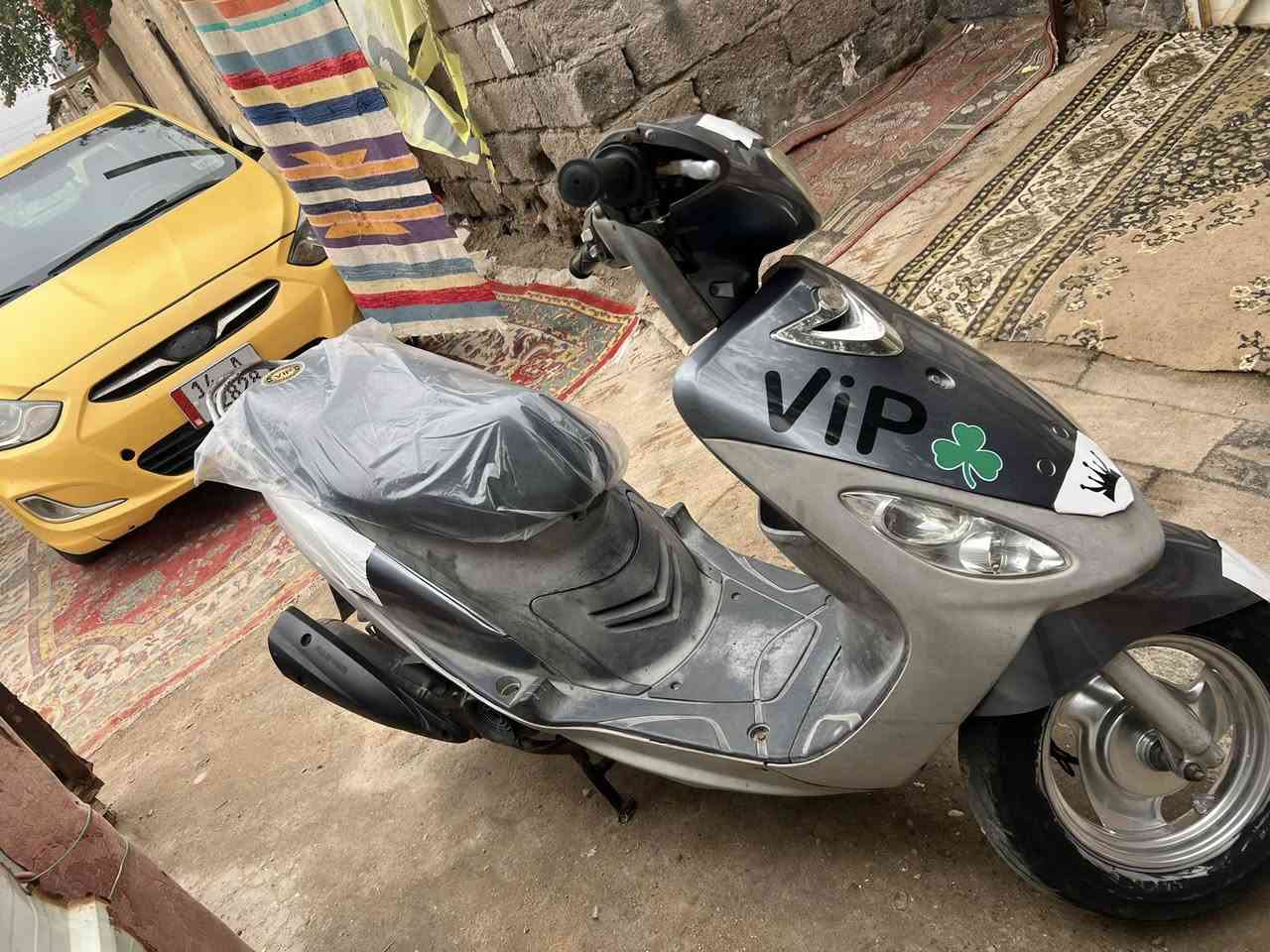 دراجه للبيع مكفوله فقد كفرات تجاريه بس مختمه من كل النواحي البصره المعقل سعرها٧٠٠بي مجال ***********
