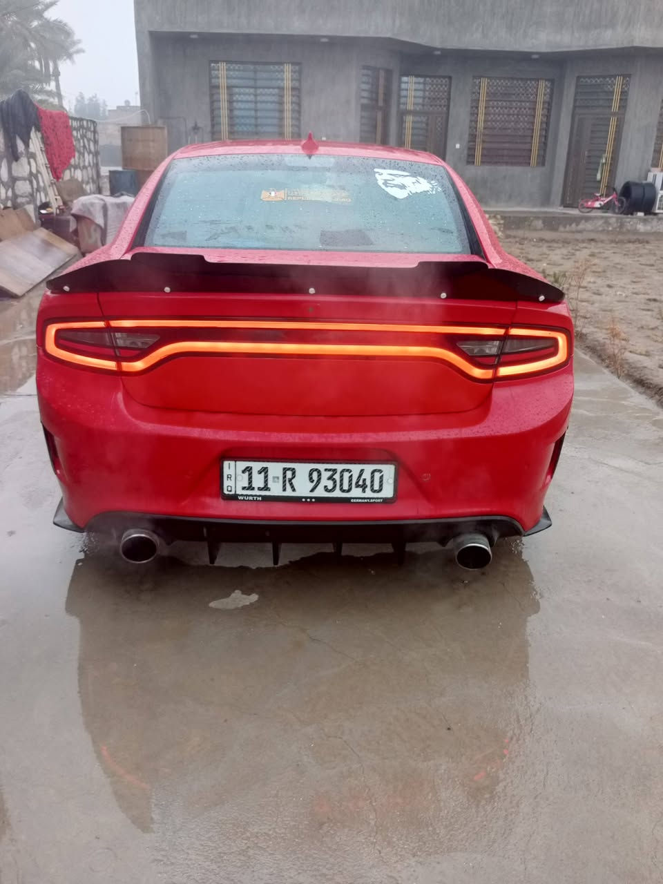 السلام عليكم جارجر 2015 SRT اصل مكينه 6400 فول مواصفات 1/1 رقم بغداد بأسمي للتواصل ‏‪***********‬‏
