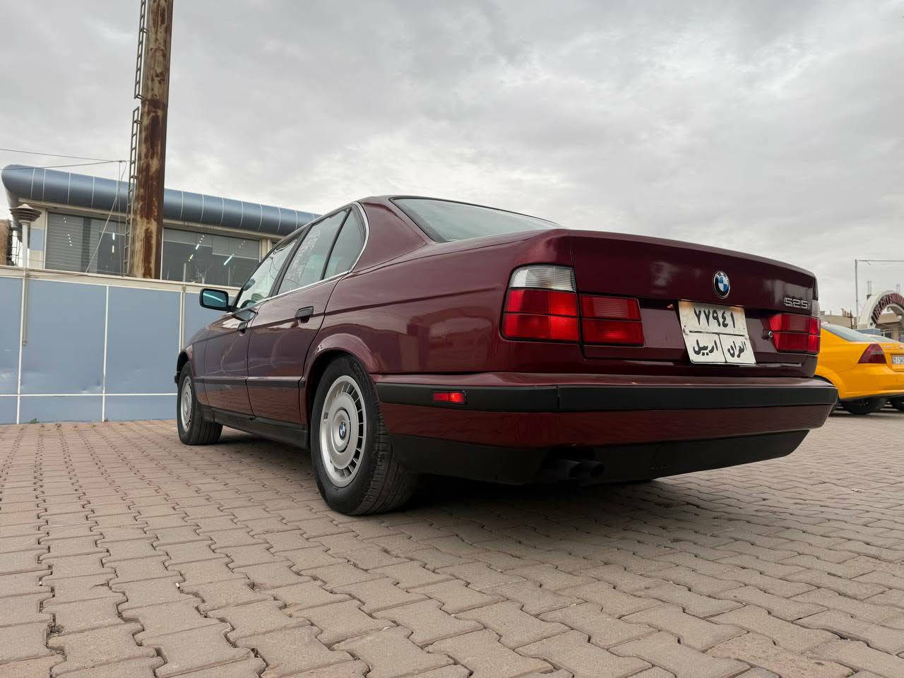 بو فروشتن 1992 525 فول بو زا نيا ري زيا تر ته له فون بكه ***********
