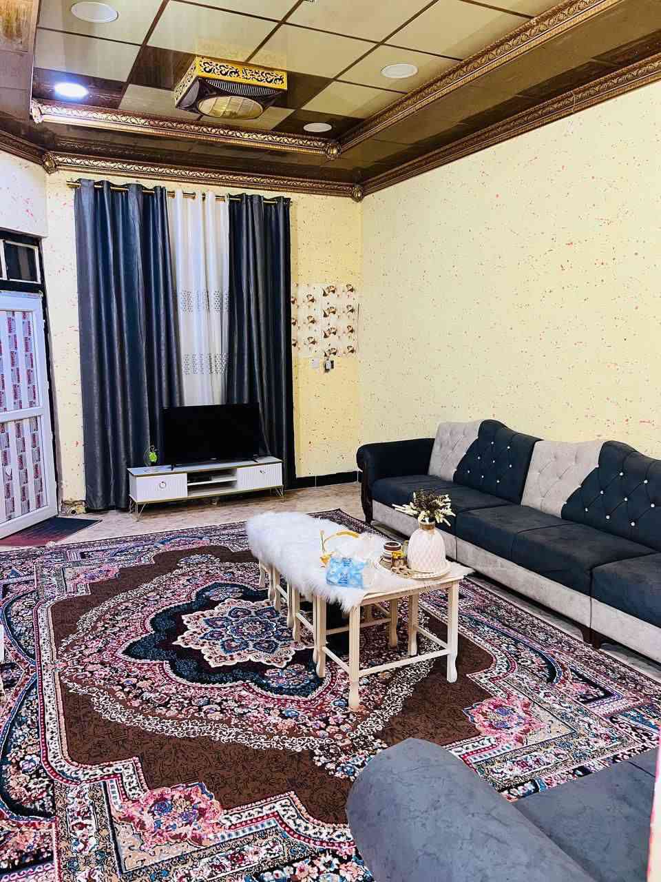 دار ١٥٠ متر الوجه سبعة ونص ونزال عشرين  طابق واحد غرفتين نوم وستقبال وصالة  الموقع تكريت القادسية قطعة ٥٠٠ خلف مدرسة الميسلون السعر ٨٥ مليون للاستفسار ***********
