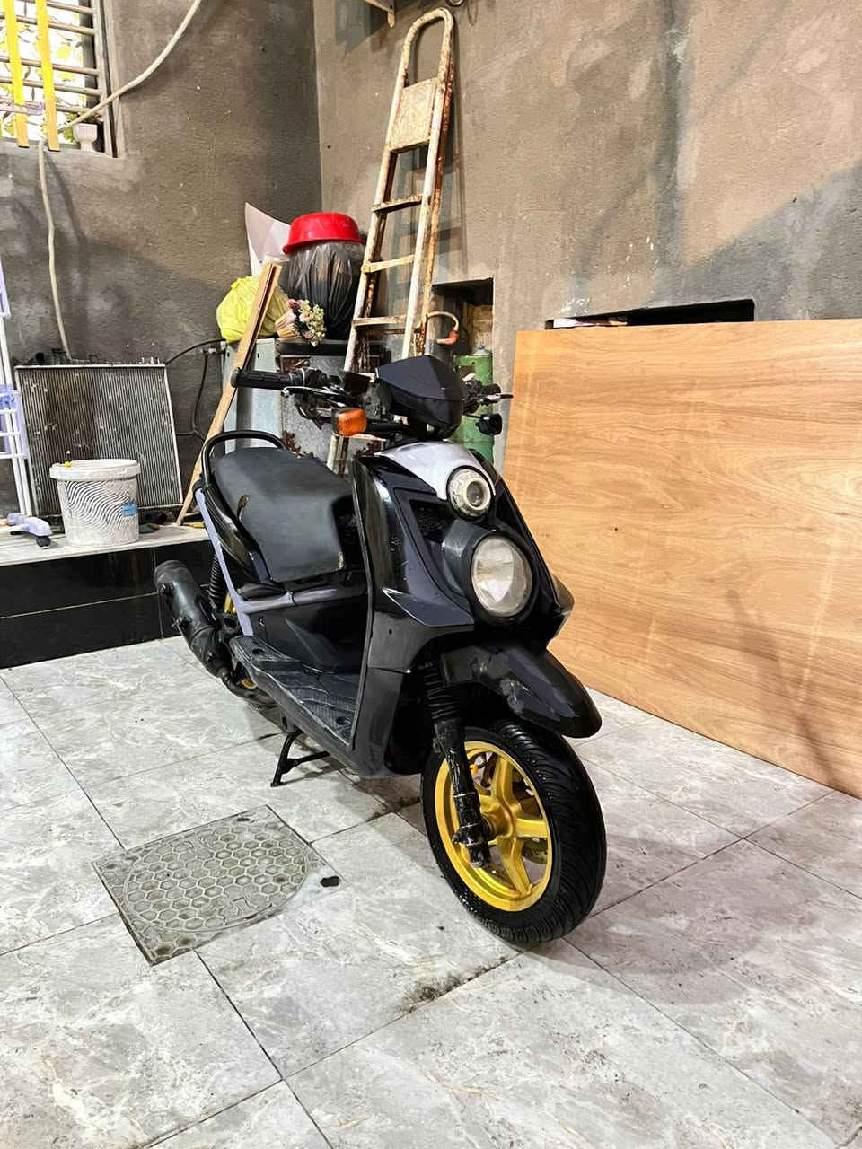 السلام عليكم للبيع أو مراوس حسب القناعة جبلي نوزل ياباني نضيفة مكينة مفتوحة ولفات مكينة ناعمة ماتنسمع بيها نقوصات قليلة شلعة معدل تخبل كفرات جدد ويالة تايرات كهربائيات كلهة شغالة وكاملة نكرة سلف بانزين كلة محسن لا تبخير لا نضوح مكاني البصرة المعقل السعر 850 وبيهة مجال للشراي رقمي ***********
