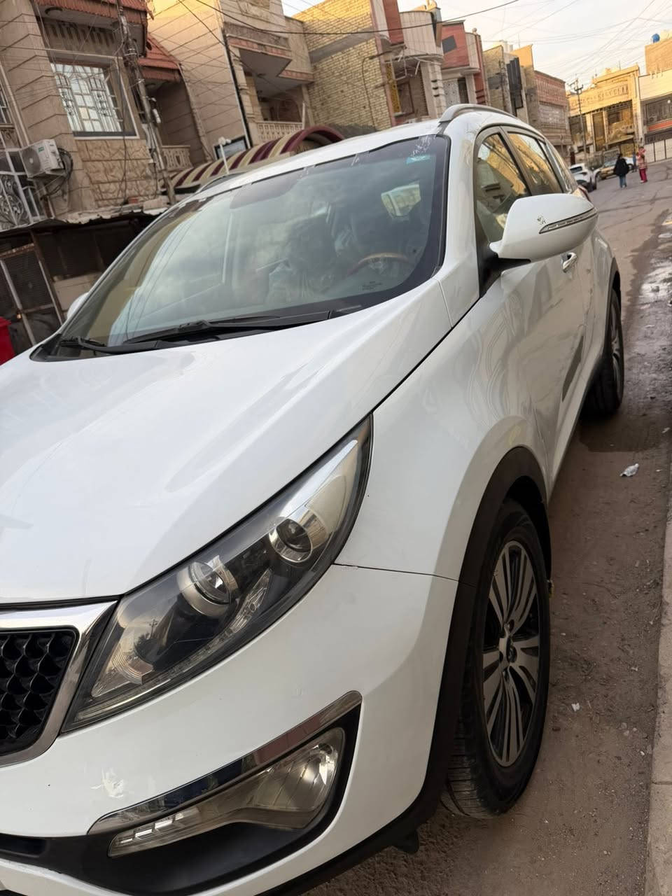 السلام عليكم كيا سبورتج 2016 الشركة الدوليه فول مواصفات 1/1
مواصفات بصمة كشنات جلد ويل كب جبير مري شفط لايت لد
مكفوله كفاله عامه من الضربه والتبديل عده شخط باب خلف السائق وصلحته الباقي كله كفاله عنوان بغداد البلديات السعر 165 وبيه مجال هـ***********
