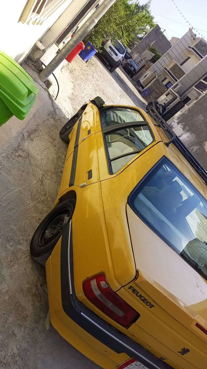 السلام عليكم بيجو اكد للبيع موديل 16 دشبول عالي كير محرك مكفول تبريد ثلج حماوه بنص لضهر ربع صدر امامي خلفي جديد داينمو جديد باتري جديد سلف جديد سياره مناقصه شي بس دعاميه اماميه ومري جانبيه فقط انكر سويج وطلع وين ميعجبك بيه ضربه موضحه بل جاملغ الاماميه ممصلحه وبيه ضربه جاملغ لخلفي وصندوك لجنطه على كد شبر سياره بأسمي شرط لتحويل سنويه نافذه لل 2028 السعر 43 وبيه مجال مكان بغداد الدوره رقم الهاتف ***********
