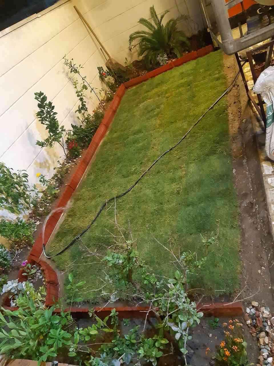 تصميم جميع الحدائق المنزليه
خارج داخل حسب طلب الزبون بأنسب الأسعار 
عنوانه بغداد الاعضميه كريعات  ***********. متوفر واتساب
