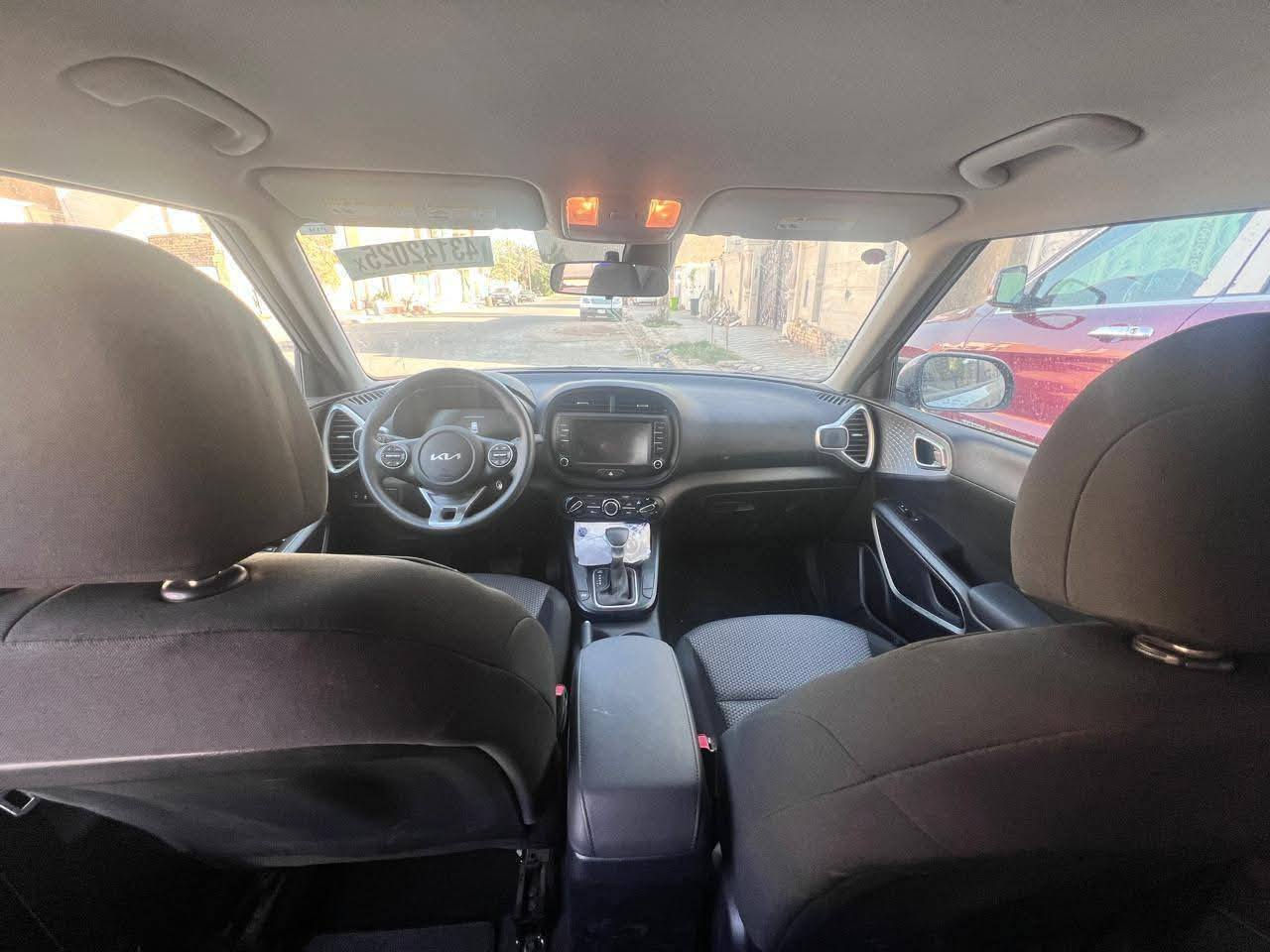 للبيع كيا صول
موديل 2024
بدون رقم
عداد السرعه 6000 الف ميل 
الموقع الكوت 
سياره نص فول تشغيل مفتاح وبدون سلايت 
رادار امامي 
كروس سرعه 
قياده اليه 
شاشه دجتل  
الحادث  خفيف 
السعر 165 بدون رقم بدون تصليح على حادث أمريكا 
رقم الشاصي موجود في الصور 
التواصل  *********** 
              ***********
