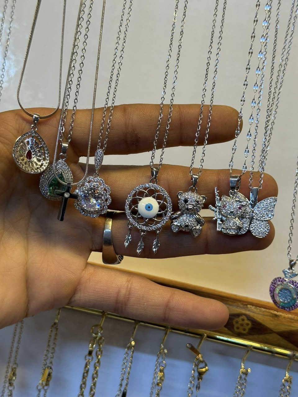 اكسسوارات الريس 🔥🔥 بضاعه جديده ريوسي 💎💎


**إذا كنت صاحب هذا الإعلان وتريد حذفه لأي سبب، رجاءا أرسل رسالة إلى الدعم الفني**