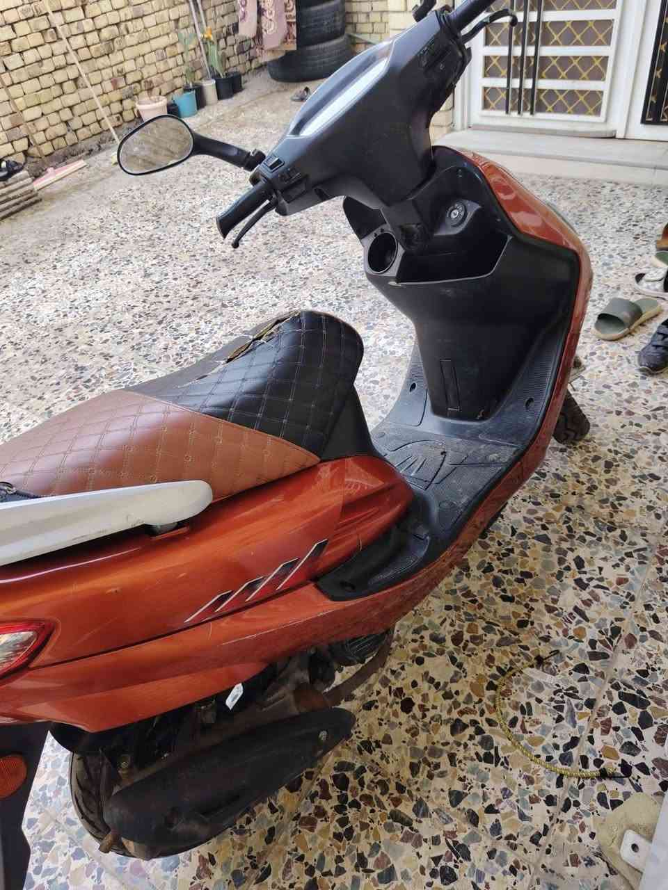 السلام عليكم دراجه سيام للبيع نضيفه ما مفتوحه ماشيه قليل 11 الف السعر 500 بيهه مجال مكاني العماره حي الغدير الرقم ***********
