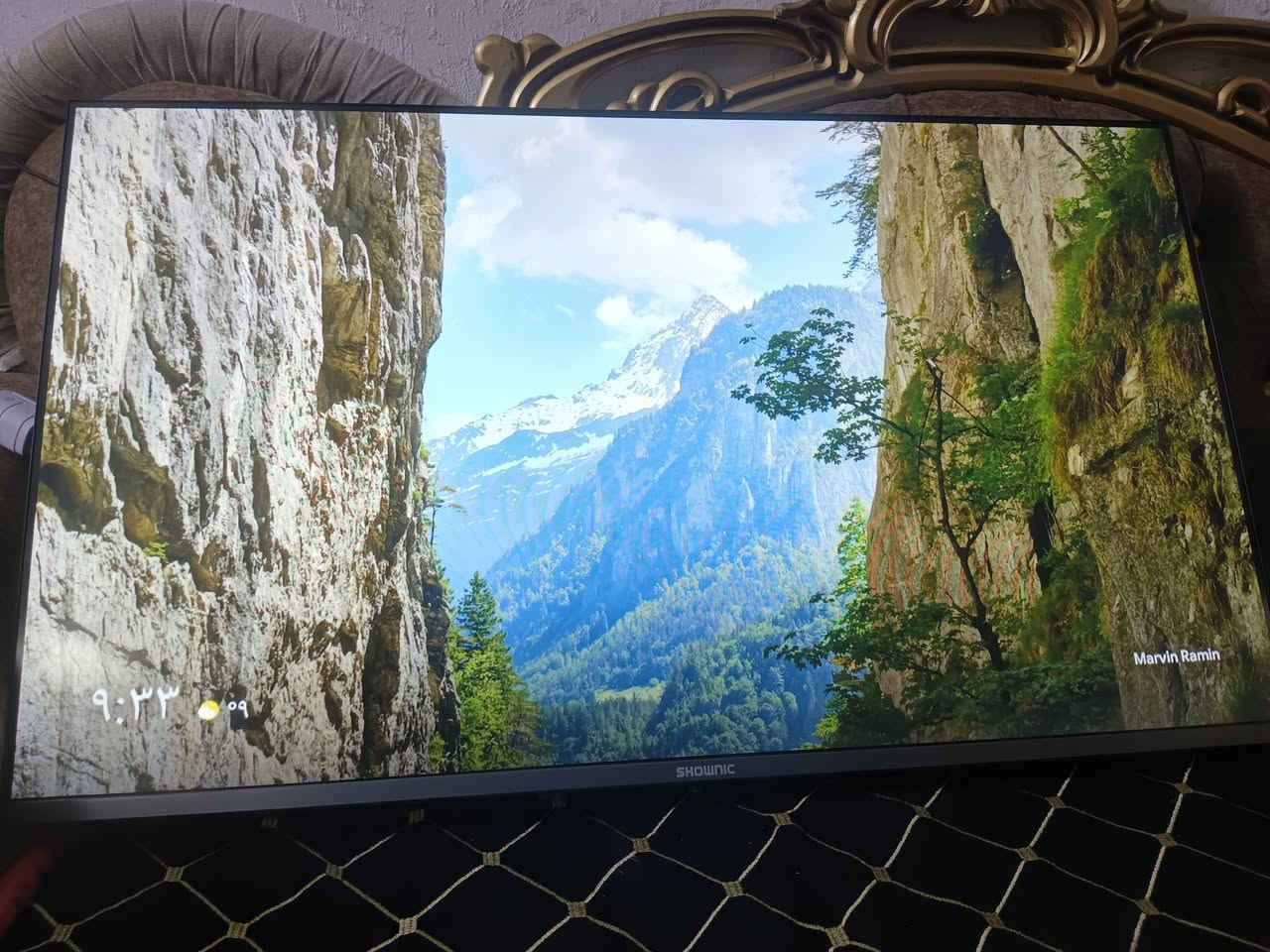 شاشة بلازمة انترنيت حجم 43 السعر 180الف مكاني الشعب ***********
