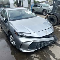 كامري LE • ٢٠٢٥ • بيع ع حادث