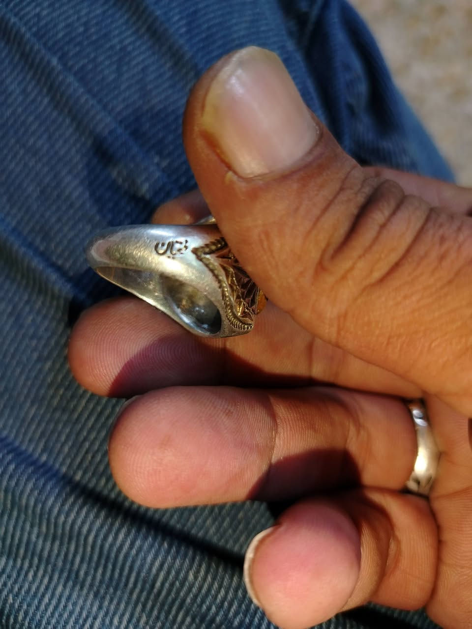 للبيع صياغه ثقيله صياغت امير خربالي السعر خاص


**إذا كنت صاحب هذا الإعلان وتريد حذفه لأي سبب، رجاءا أرسل رسالة إلى الدعم الفني**