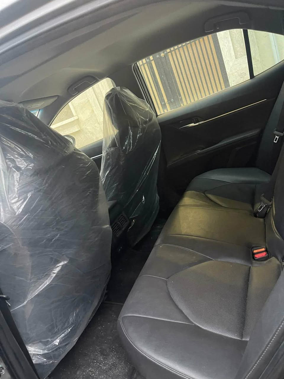 Toyota camry hyrbid SE
‎كامري 2023
السياره وارد اوربا 

‎مواصفاتSE فول عدا الفتحه 

‎محرك 2500 هايبرد 
‎بصمة 
‎كشن كهرباء و هيتر
‎شاشه كبيره 
‎كامره دواره 
‎ثلاث انظمة قياده 
‎قياده ذاتيه 
‎تحكمات ستيرن 
بصمتين بيها 
ماشيه 77 الف كيلو 
***********
***********
***********
السعر 165 وبيها مجال بسيط 

📍العنوان بغداد حي الجهاد بغداد, العراق
