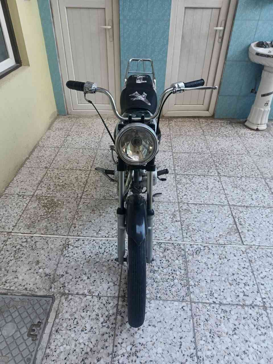 سلام عليكم اربعه كير للبيع مكينه نامه موديل 2021 بيه شلعه و معدل فول و شوته رياضيه و كشن رياضي و تانكي جديد و لايت شغال بس مارابطه و صلنصه شيرازي كاتم موديل 2011 مكينه خرسه مالها صوت الدراجه كلك سعره 350 و بيه مجال مكاني نجف حي العسكري


**إذا كنت صاحب هذا الإعلان وتريد حذفه لأي سبب، رجاءا أرسل رسالة إلى الدعم الفني**