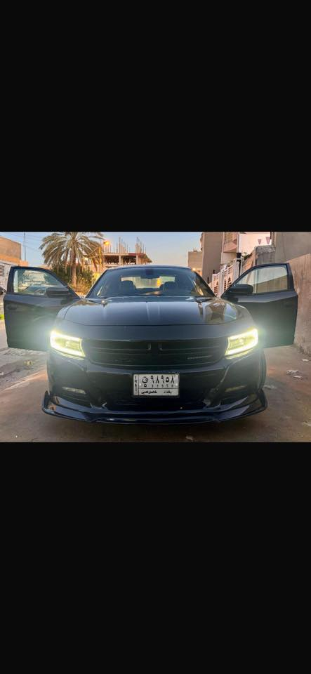 السلام عليكم عندي جارجر 2018 للبيع سياره حادثها موضح بالصور وبيها بطش بالجاملغ الامامي ومكحل شي بسيط رقم بغداد باسمي تحويل ثاني يوم سياره فوول الفوول مواصفات مكينه كير مكفوله رايدها ب 185 وبيها مجال مكاني بغداد زيونه ممتواجد ع نت 
للاتصال 
‭0771 478 7285‬
